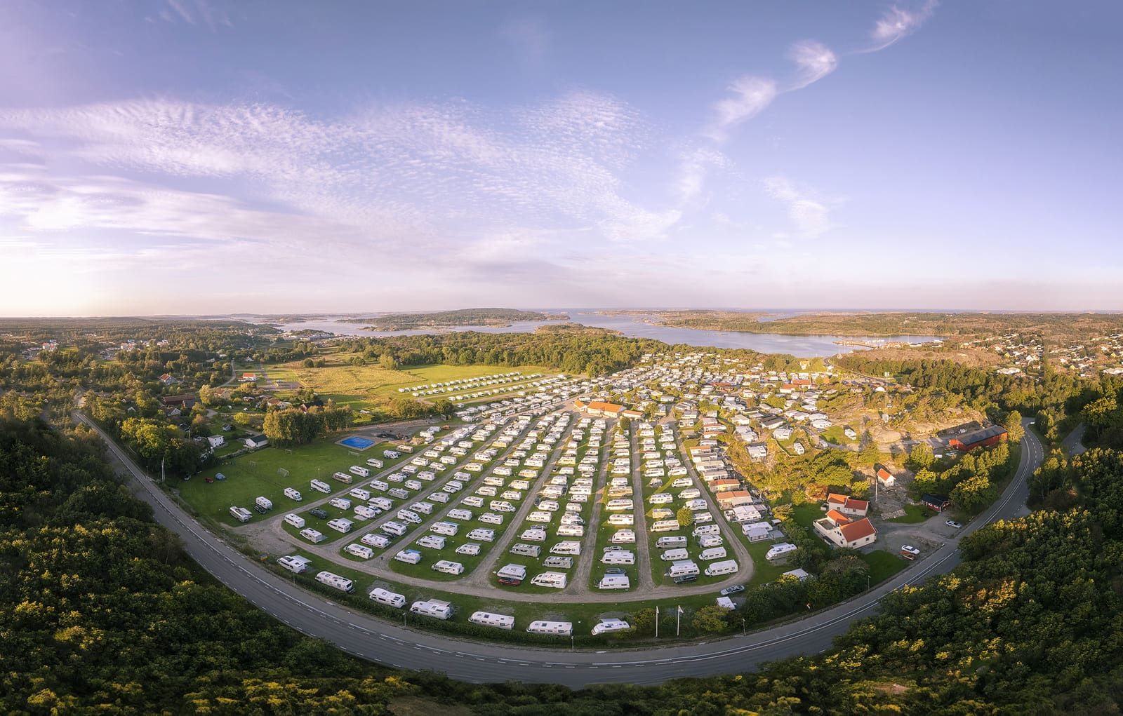 Hem - GrebbestadFjorden camping i Grebbestad 16 apelsin med mun och ögon